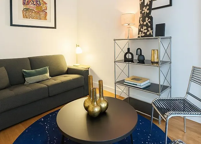 Apartament Elegant And Cozy Place De La Madeleine 8eme